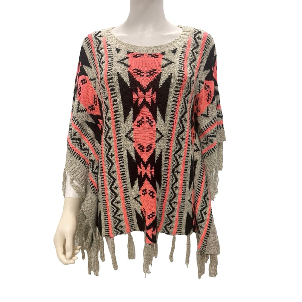 Soho Apparel Women's Poncho Gray Coral Aztec Medium